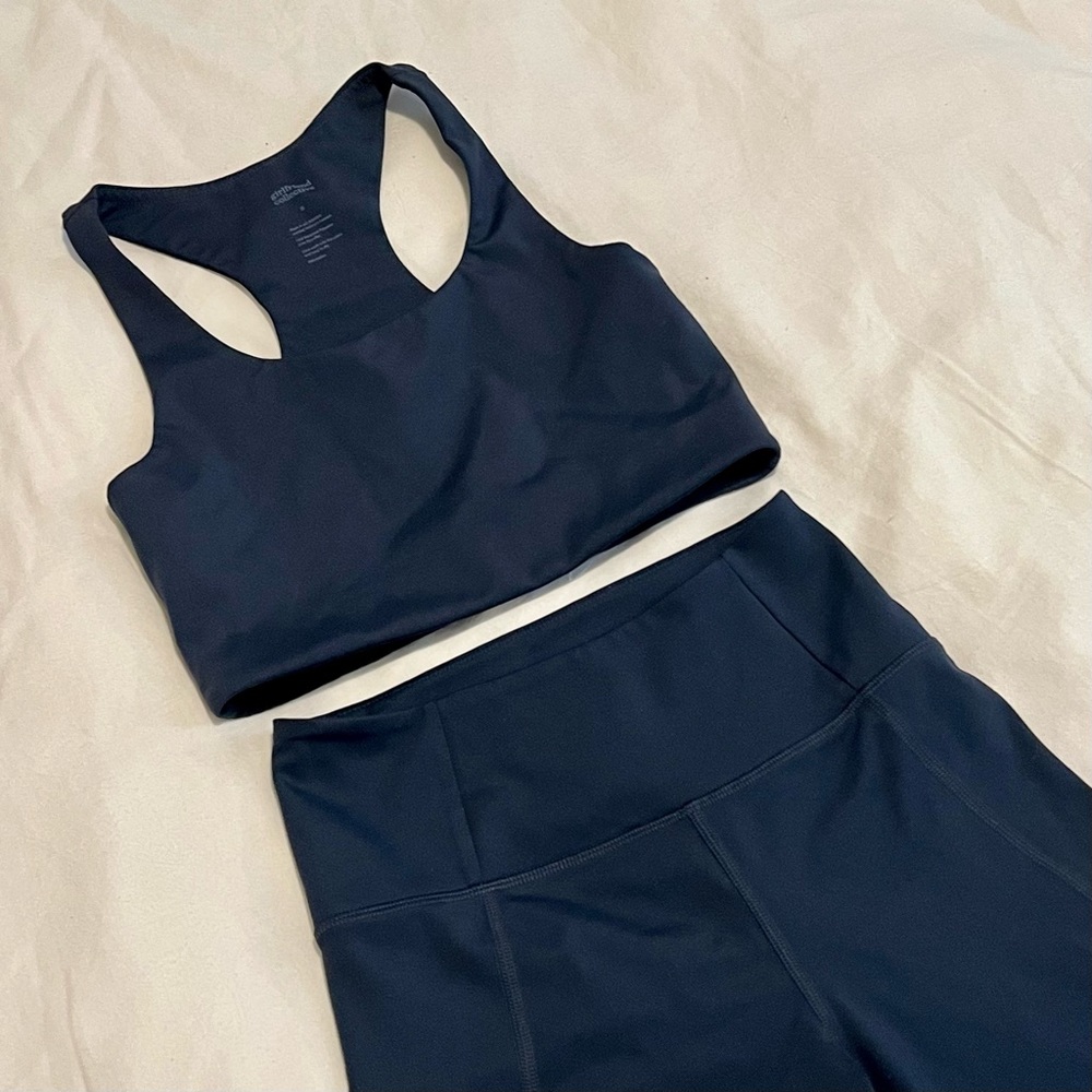 Girlfriend Collective Set